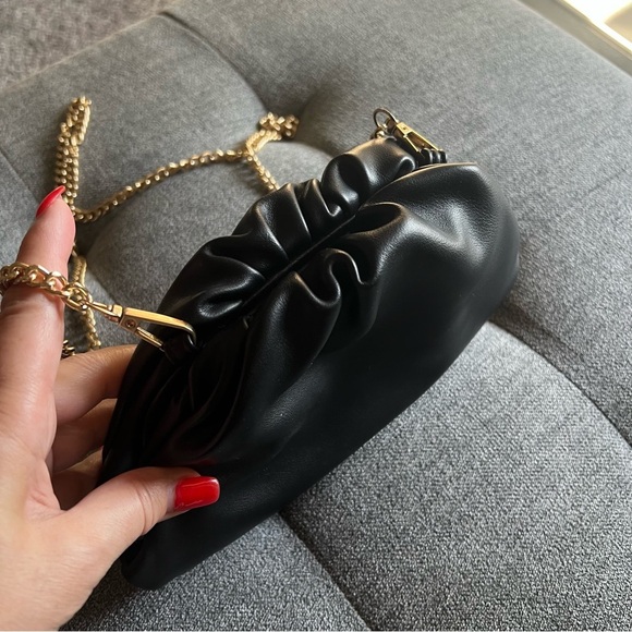 Understated Leather mini crossbody bag, black, chain strap, scrunch clutch - Picture 12 of 12